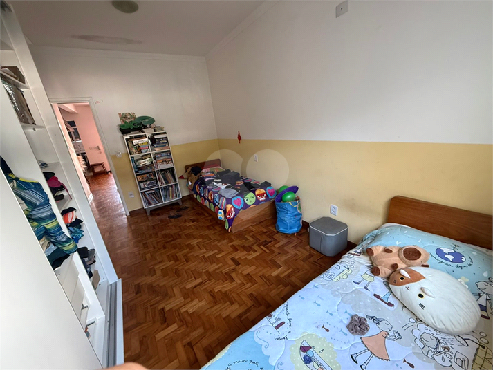 Foto REO1116438