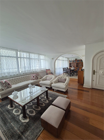 Foto REO1116443