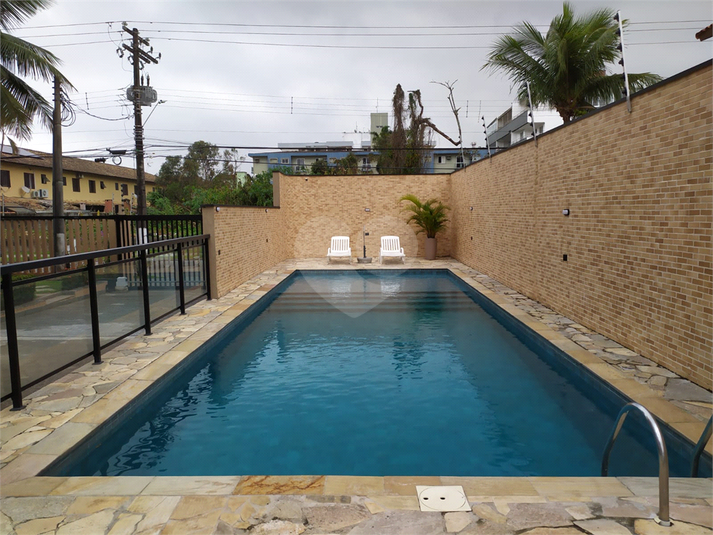 Foto REO1116444