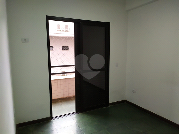 Foto REO1116444
