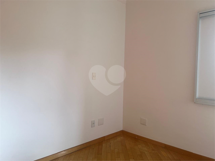 Foto REO1116445