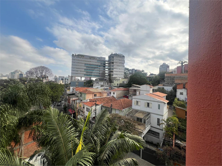 Foto REO1116445