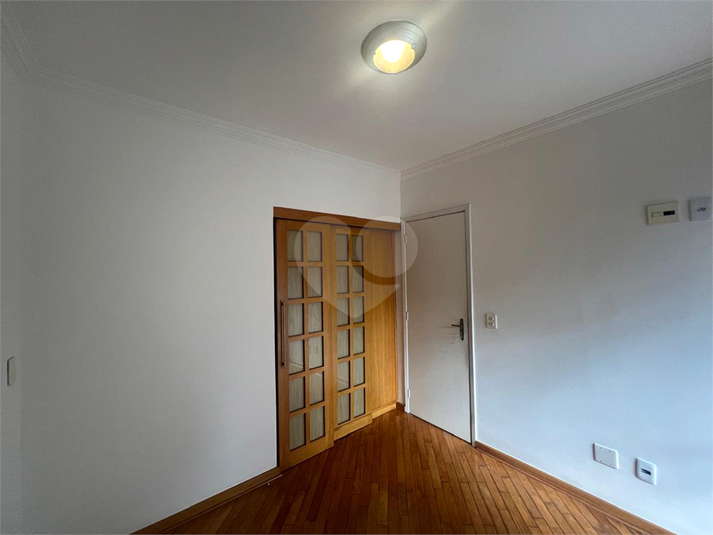 Foto REO1116445