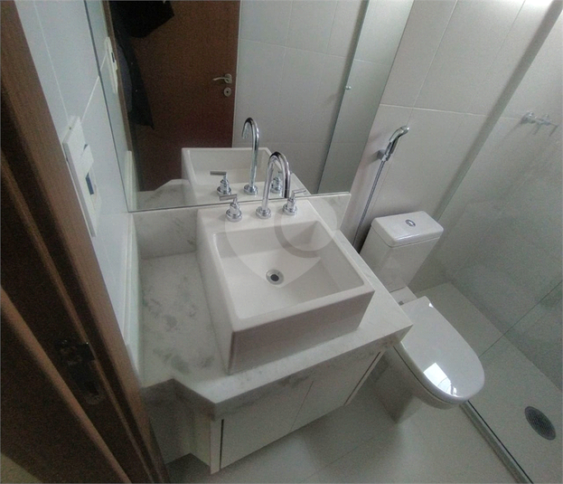 Foto REO1116451