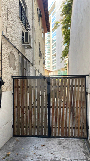 Foto REO1116457