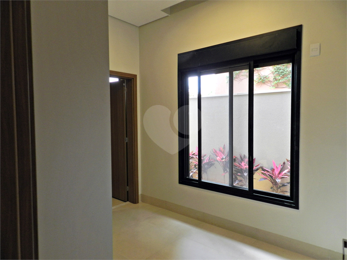 Foto REO1116463