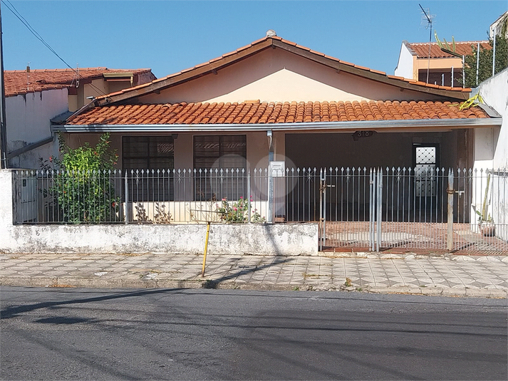 Foto REO1116464