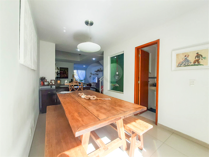 Foto REO1116468