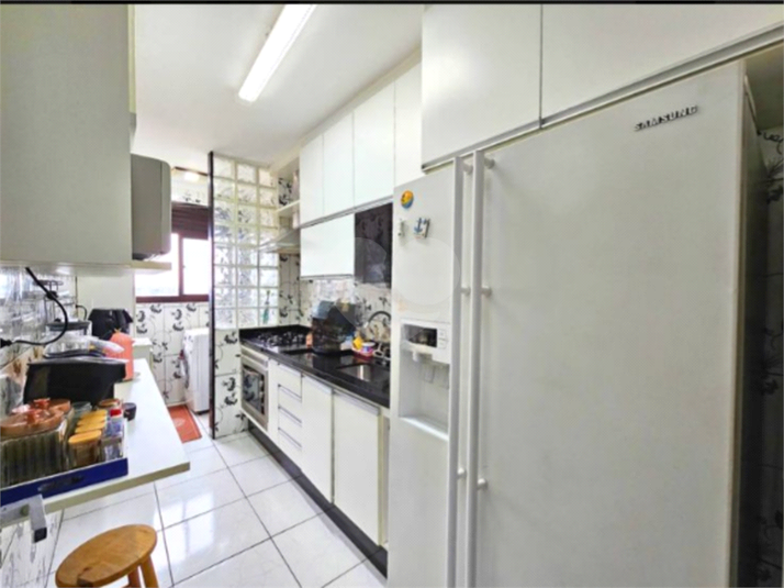 Foto REO1116471
