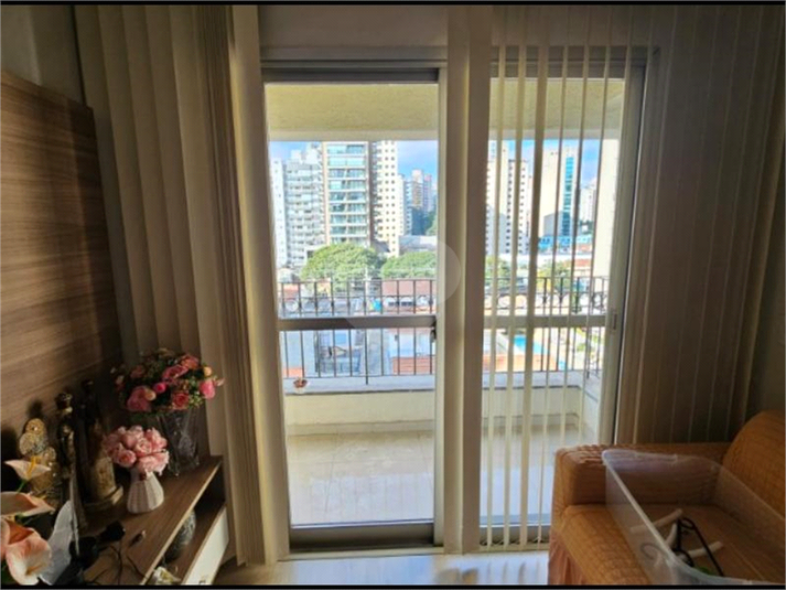 Foto REO1116477
