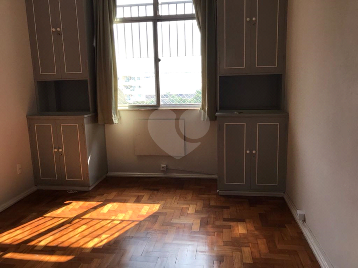 Foto REO1116489