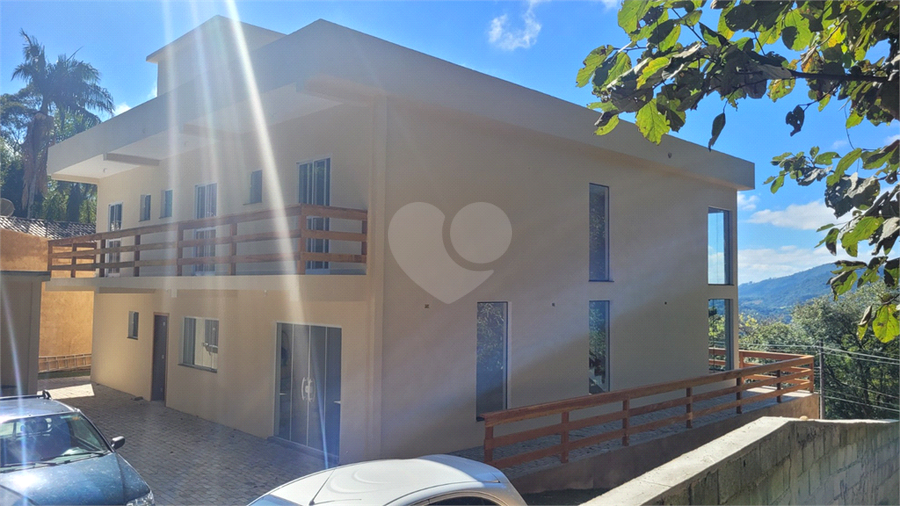 Foto REO1116498