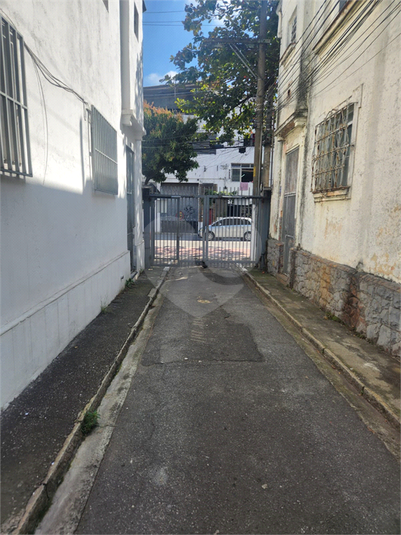 Foto REO1116500