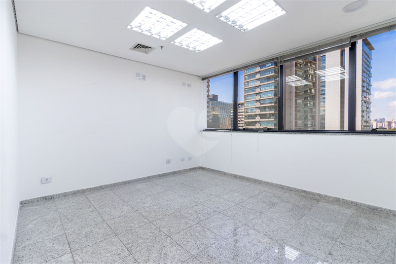 Foto REO1116506
