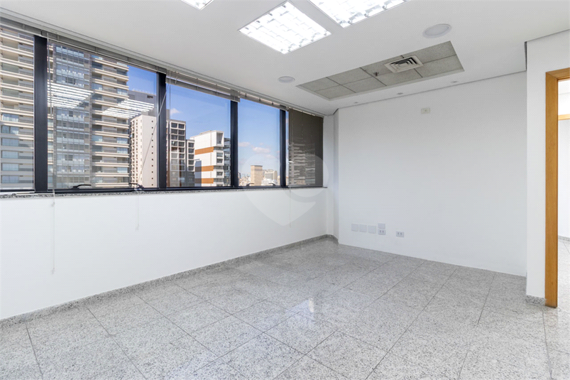 Foto REO1116506