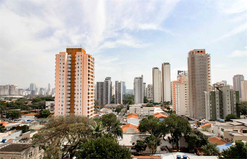 Foto REO1116526