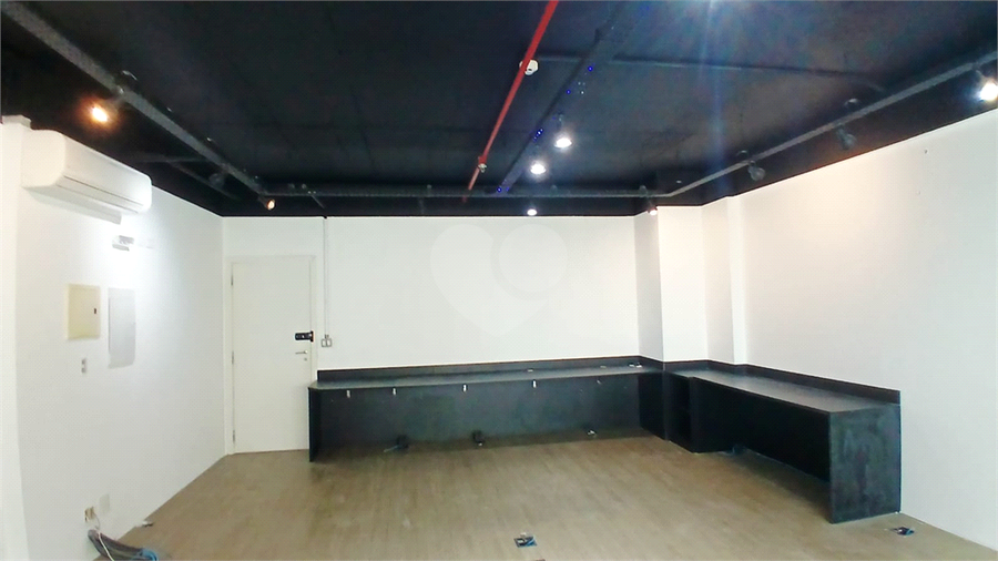 Foto REO1116531