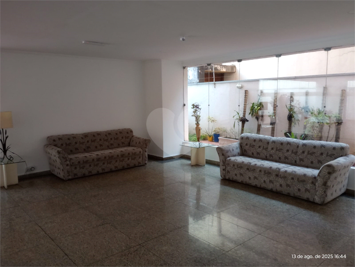 Foto REO1116532