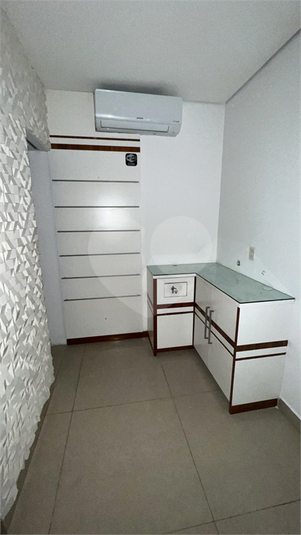 Foto REO1116535