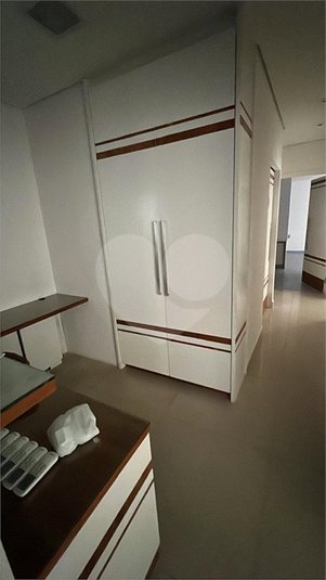 Foto REO1116535