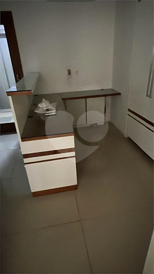 Foto REO1116535