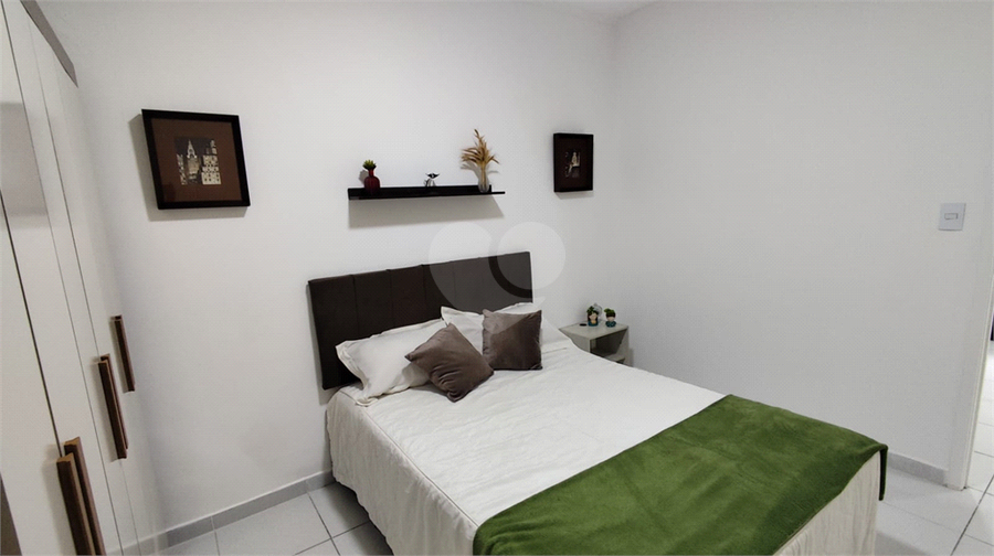 Foto REO1116538