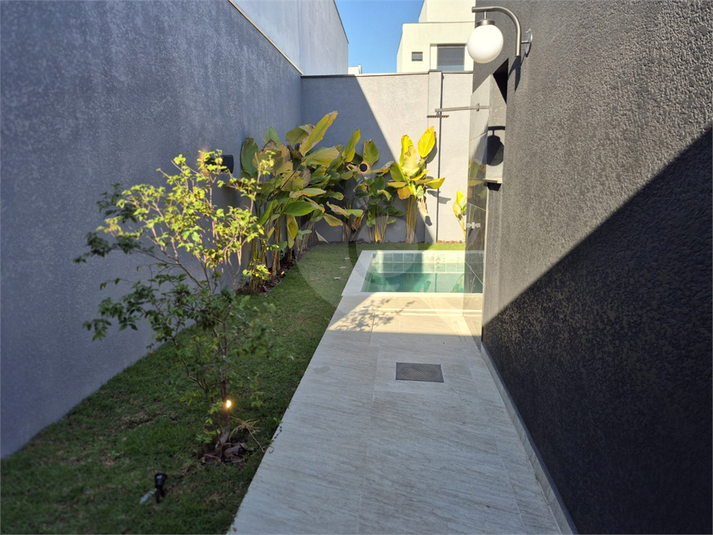 Foto REO1116548