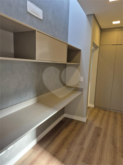 Foto REO1116548