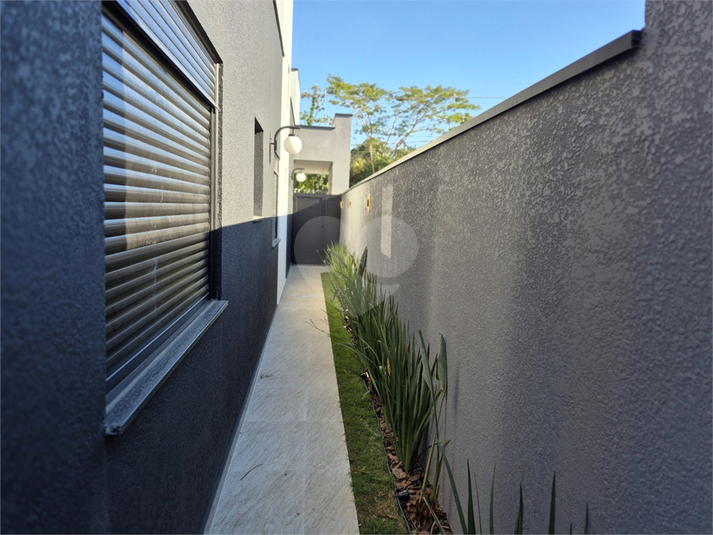 Foto REO1116548