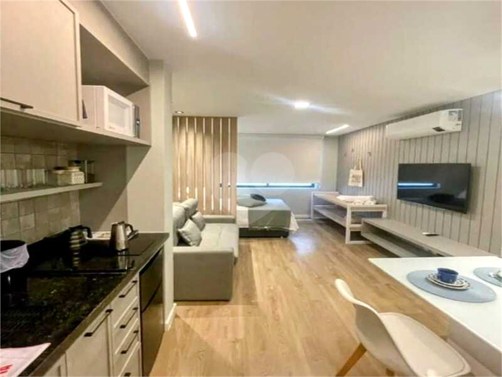 Foto REO1116549