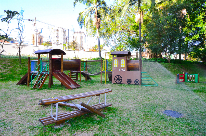 Foto REO1116567