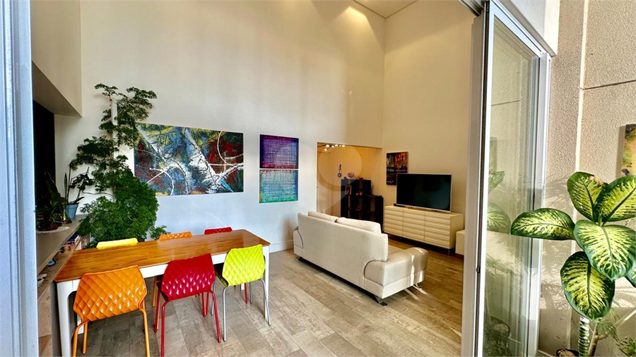 Foto REO1116569