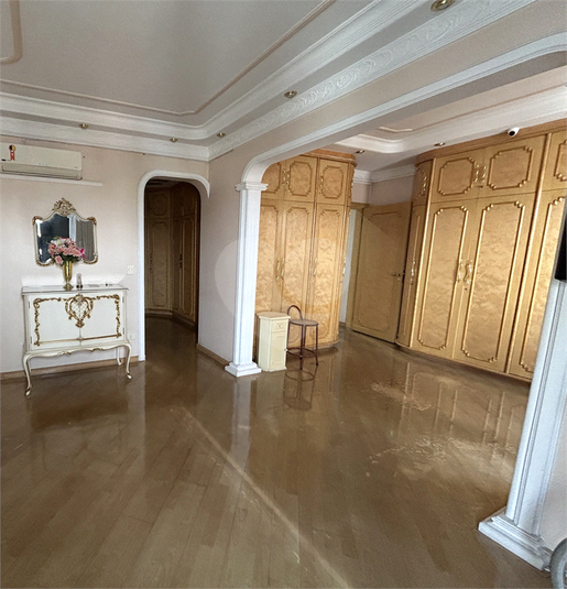 Foto REO1116570