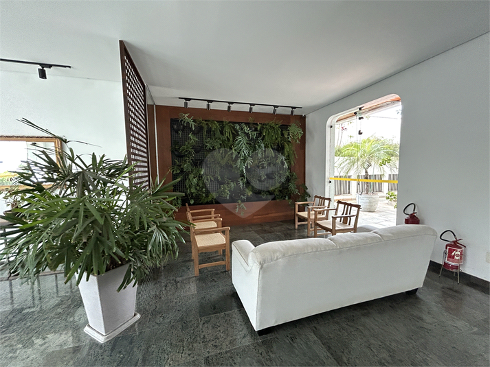 Foto REO1116570