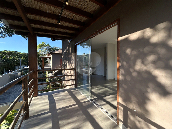 Foto REO1116572