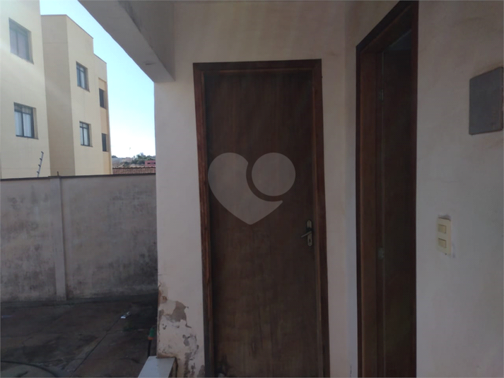Foto REO1116573