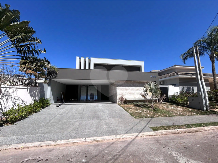 Foto REO1116578