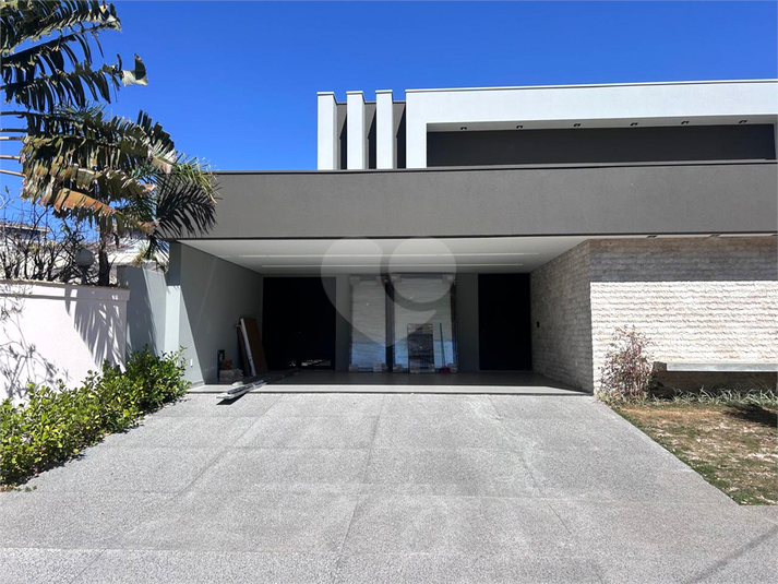 Foto REO1116578