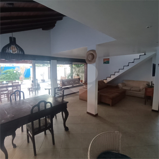 Foto REO1116580