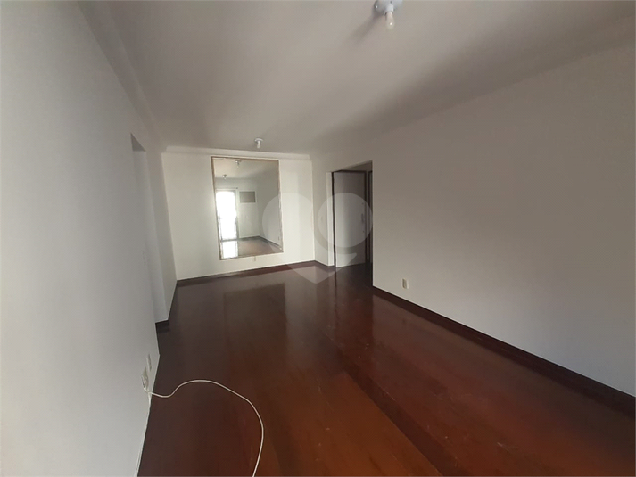 Foto REO1116585