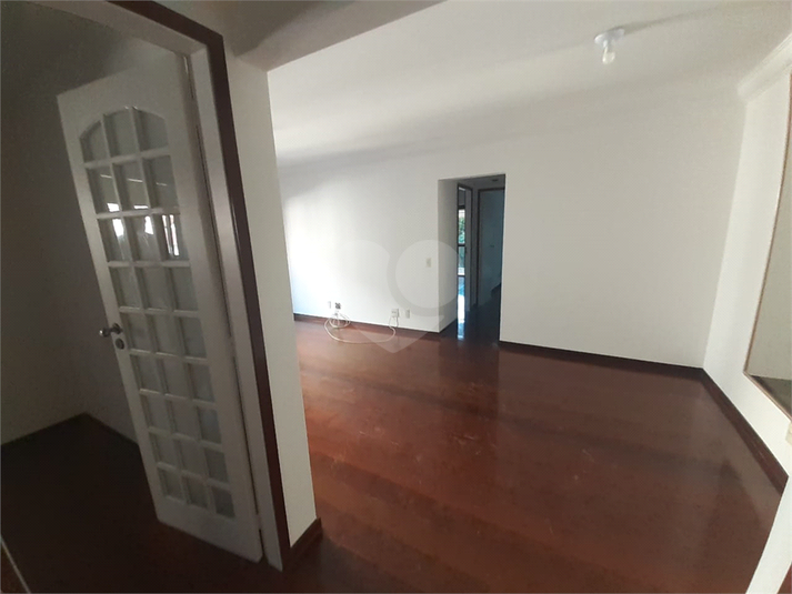 Foto REO1116585