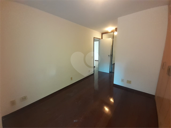 Foto REO1116585