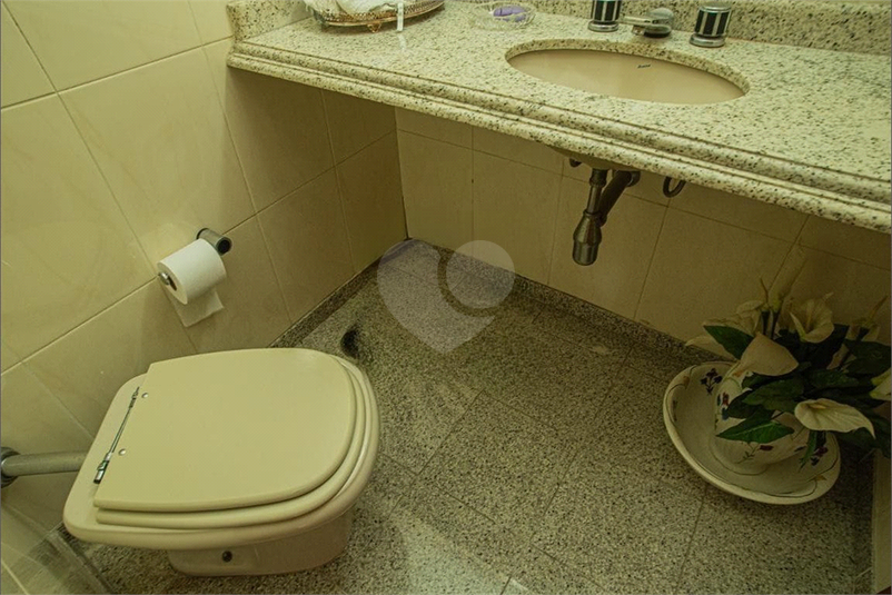 Foto REO1116591