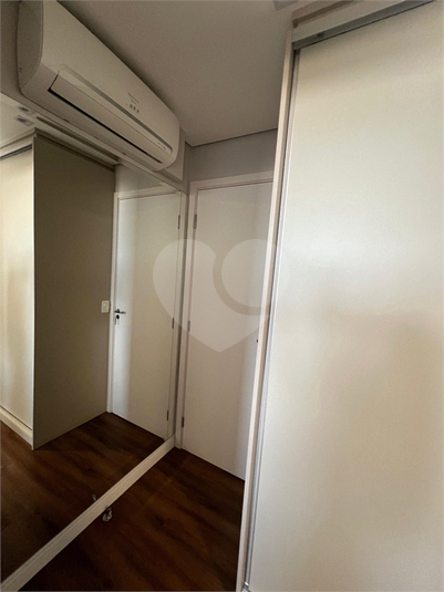 Foto REO1116595