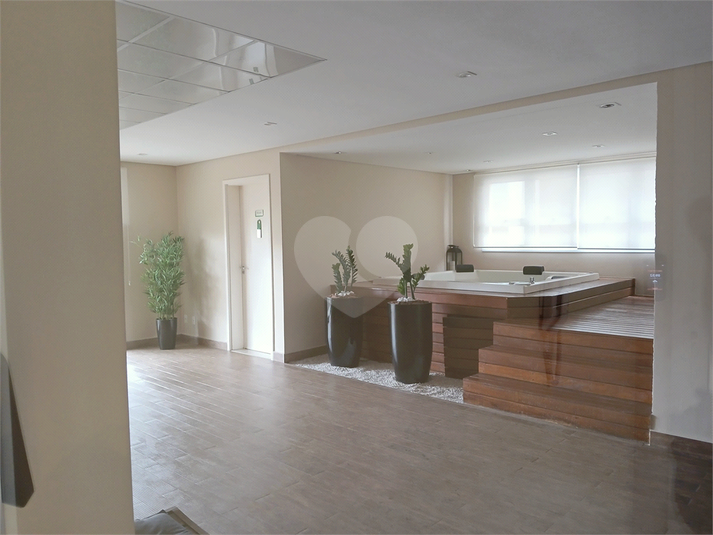 Foto REO1116616