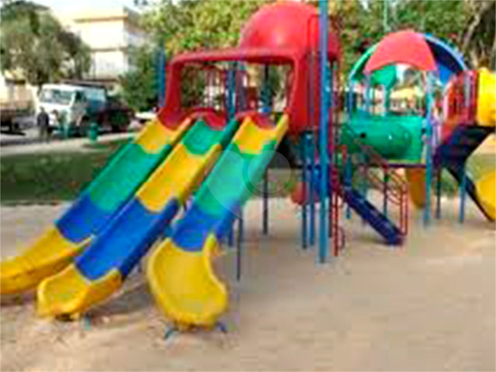 Foto REO1116629