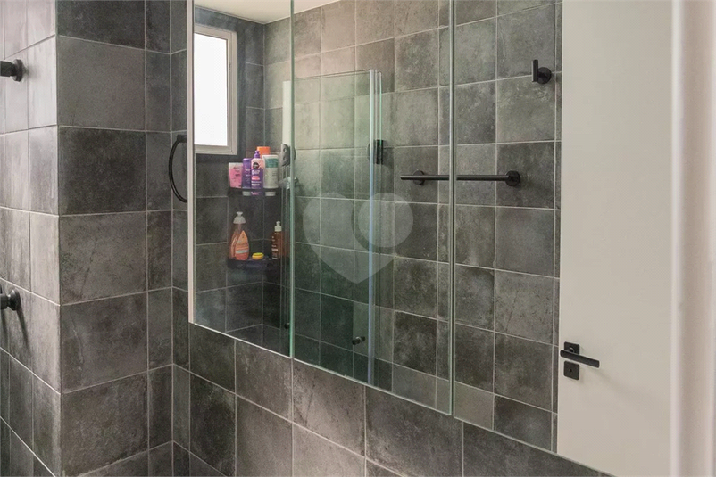 Foto REO1116630