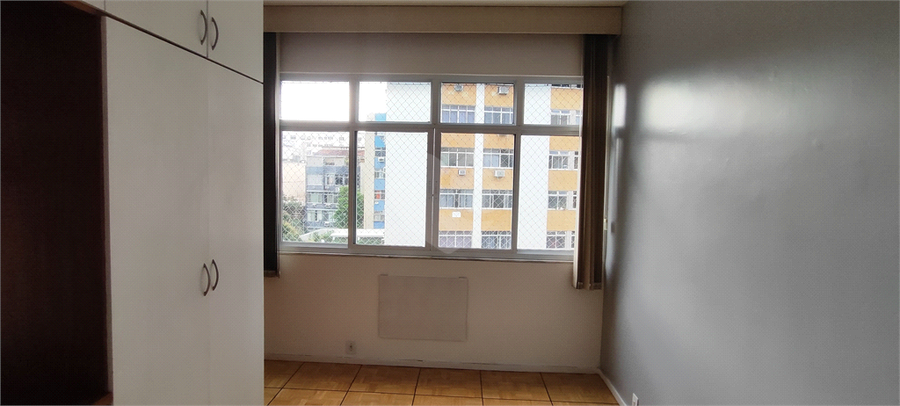 Foto REO1116638