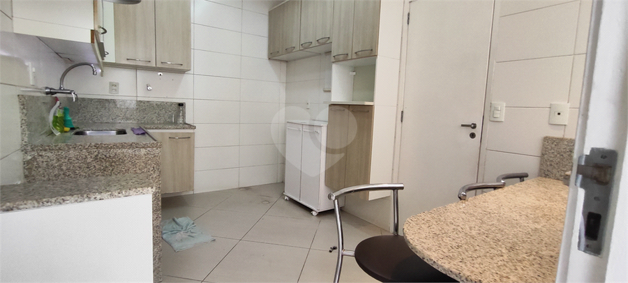 Foto REO1116638