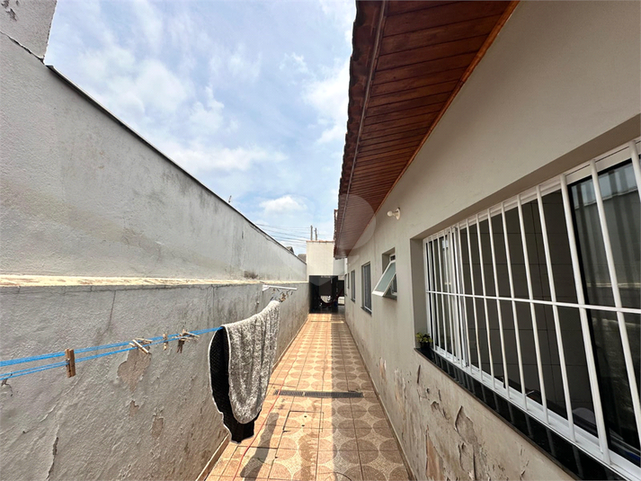 Foto REO1116639